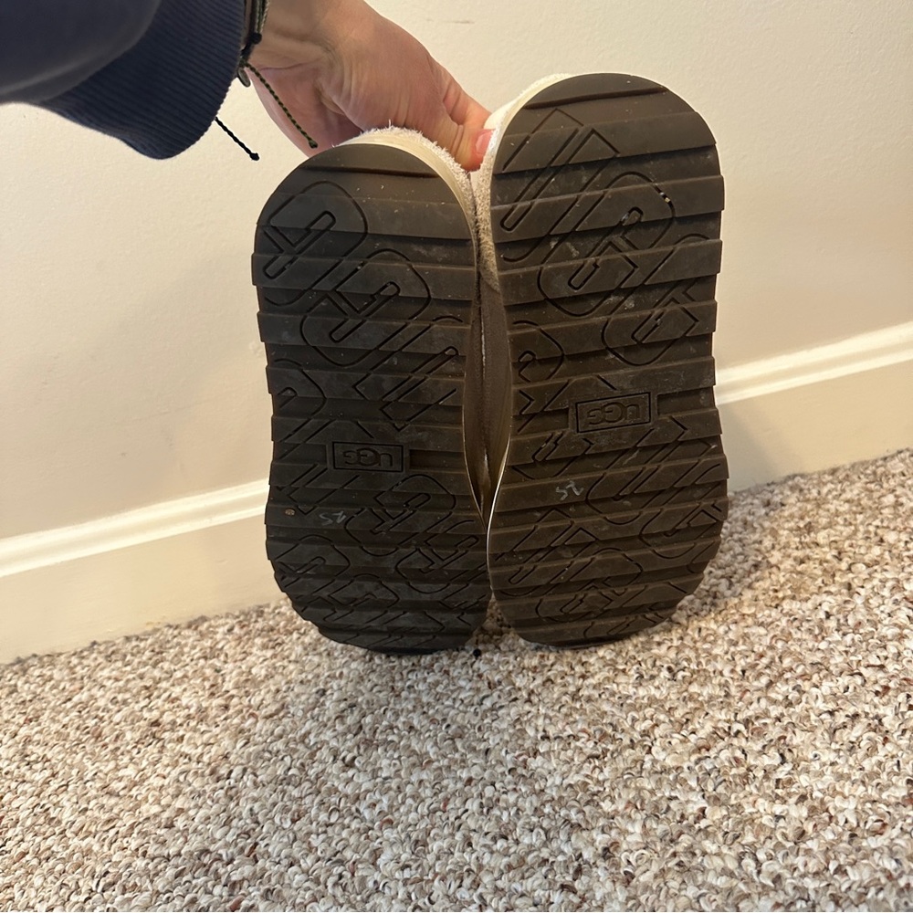 Ugg Platform Shoes 9 - image 4